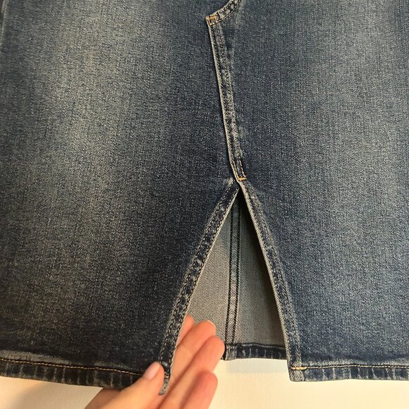 Gap Stretch Denim Pencil skirt - Size 2P - Picture 3 of 7
